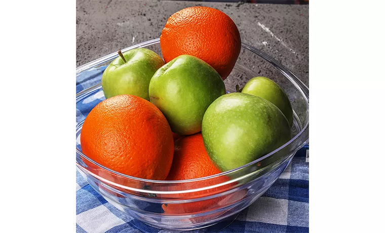 SALAD BOWL WITH SPOON